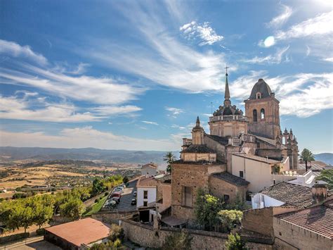 pueblos bonitos cerca de don benito|5 pueblos bonitos de Badajoz que no conoces y te sorprenderán .